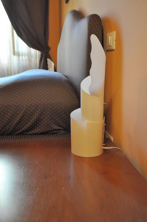 B&B Al Canto Del Cavour Pistoia Værelse billede