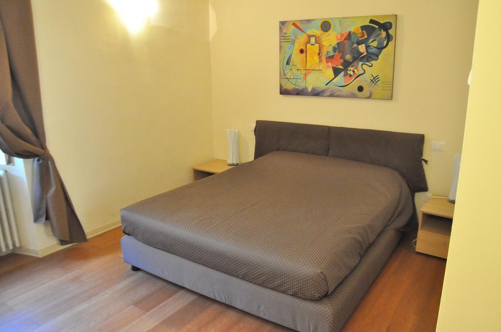 B&B Al Canto Del Cavour Pistoia Eksteriør billede